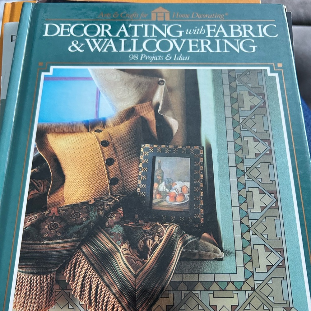 Decorative Wall Art with Fabric Accents Art and craft sew book